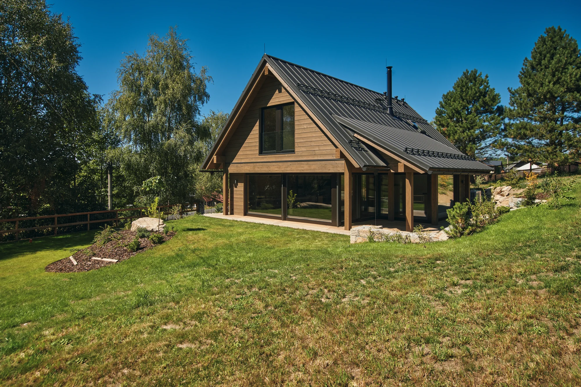 Chalet v zahradě pod Černou studnicí